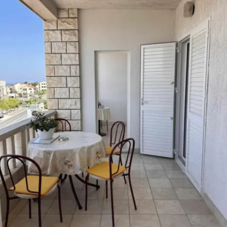 Apartment Nada *