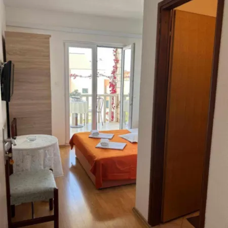 Nada * 马卡尔斯卡