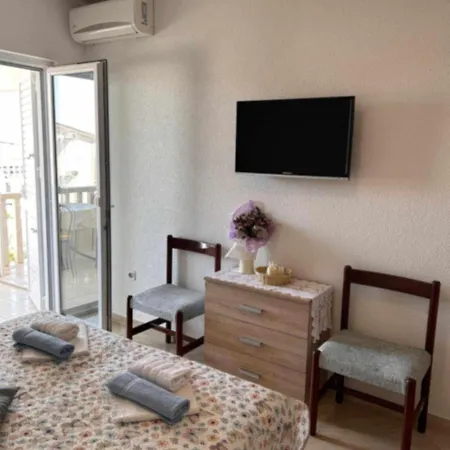 Nada 马卡尔斯卡