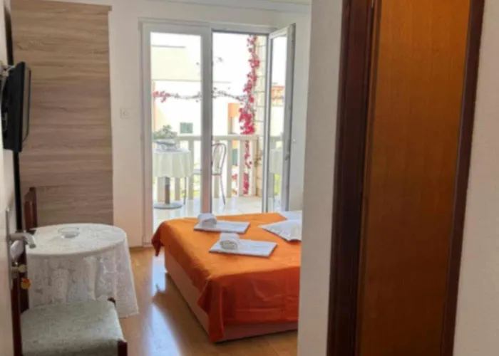 Nada * Макарська